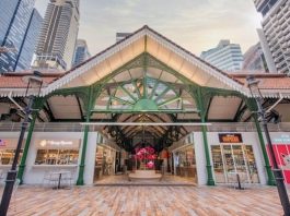 Lạc lối tại khu ẩm thực Lau Pa Sat nổi tiếng Singapore